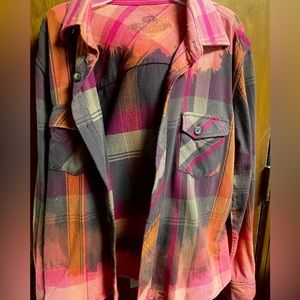 Women’s/Junior Flannel Brand New Never Worn